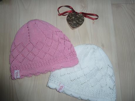 Krajkové pletené čepice, vlček,104