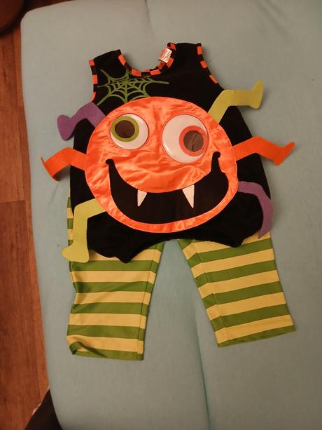 Kostým na karneval,veselý pavouček, 