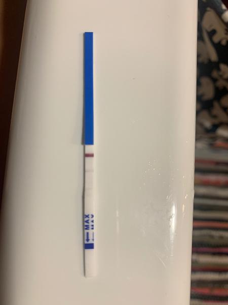 Vidíte na snímku opravdu čárku?