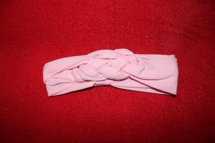 Dívčí zapletená čelenka námořnický uzel,