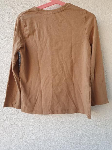 Vánoční tričko, 122