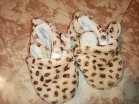 Dětské tygrované capáčky (vnitřní stélka 8 cm), <17