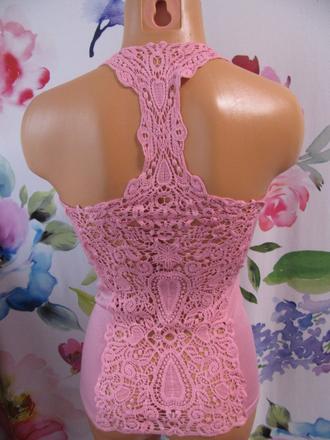 Růžové letní pružné tričko s krajkou v.146/152, 146