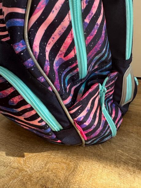 Dívčí školní batoh, aktovka topgal, zebra kimi,