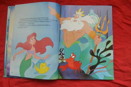 Retro kniha disney - ariel - malá mořská víla,