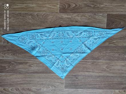 Šátek na hlavu, 134