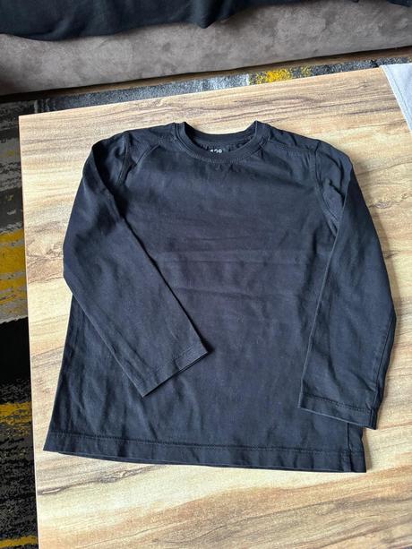 Černá halenka, kik,128