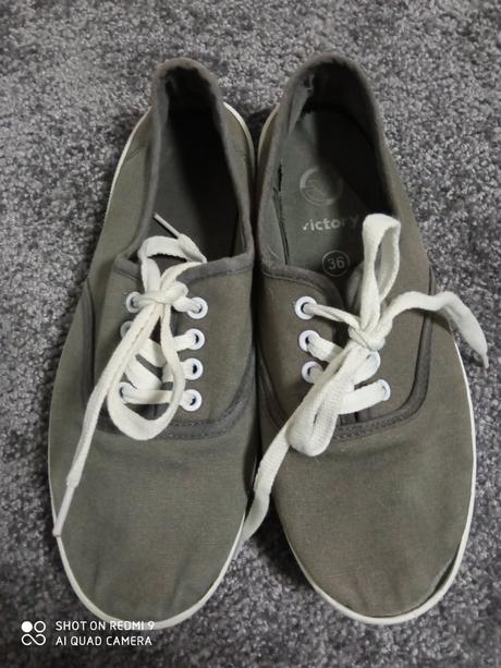 Šedé plátěné tenisky, victory,36
