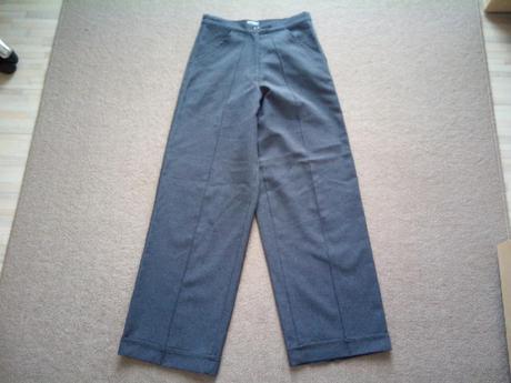 Elegantní šedé kalhoty, 152