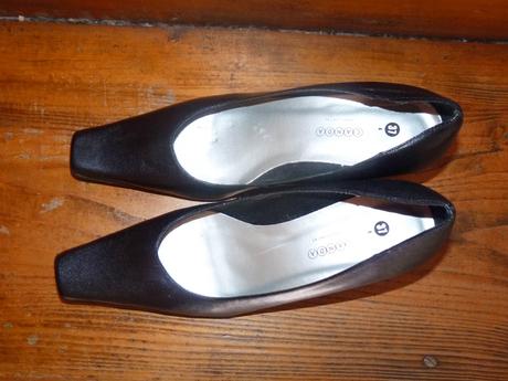 Cerne lodicky canda 37, 37