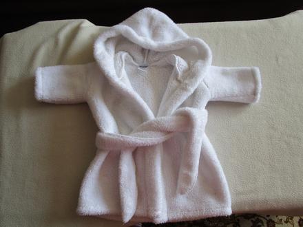 Heboučký bílý župan s kapucí, vel. 62, jako nový, 62