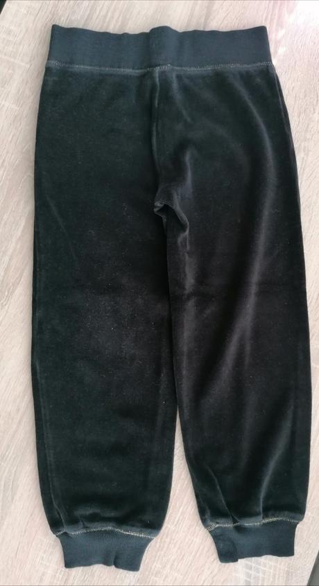 Sametové tepláky hello kitty vel 116 - 122, sanrio,116