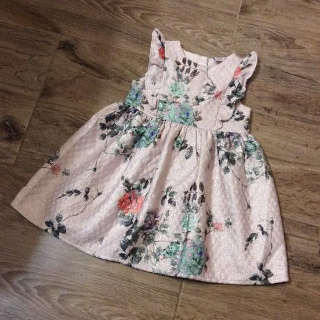 Slavnostní třpytivé šaty s květy, miniclub,86