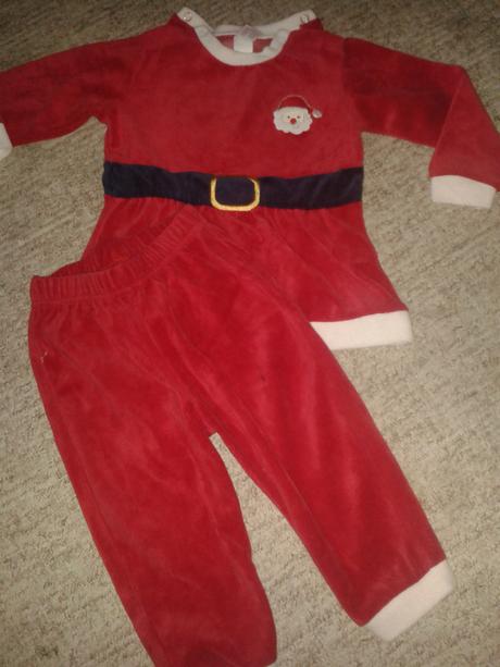 Sametová souprava, c&a,86