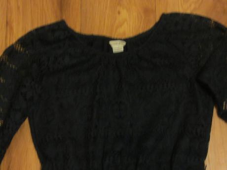 Tmavěmodré krajkové šaty, cherokee,140