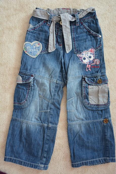 Džíny s kočkou, next,104