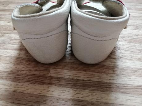 Kožené barefoot pegres capáčky beruška vel. 16, pegres,<17