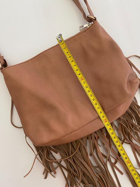 Kabelka atmosphere, atmosphere