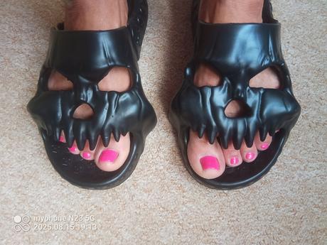 Pantofle "lebka" vel."40/41" ženy i muži, 41