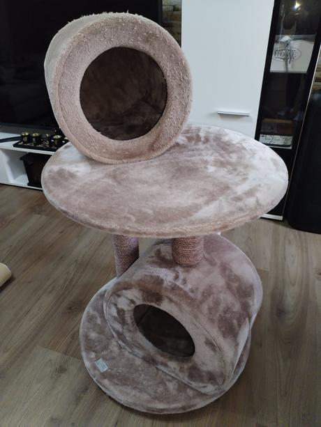 Škrabadlo pro kočičku v růžové barvě, 