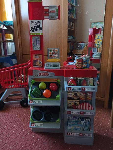 Obchod, kasa, nákupní vozík, 