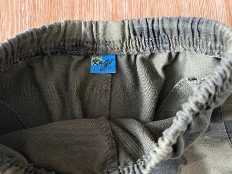 Chlapecké tepláky - 4ks, vel. 116/122, kugo,116