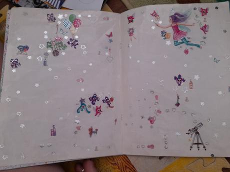 Kniha s nálepkami,časopis pro holky,nálepky,víly..,