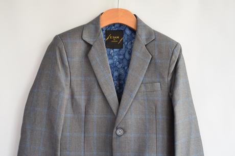 Oblek vel. 7 let, 122