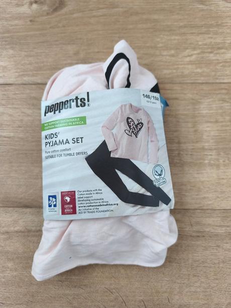 Pyžamo se srdíčky, pepperts,146