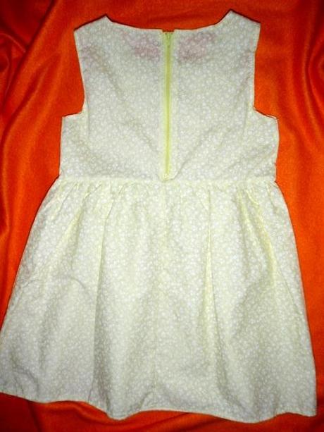 Překrásné žluté šaty - bílé květy, girl2girl,110