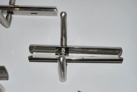 Nerezove kliky na dvere,