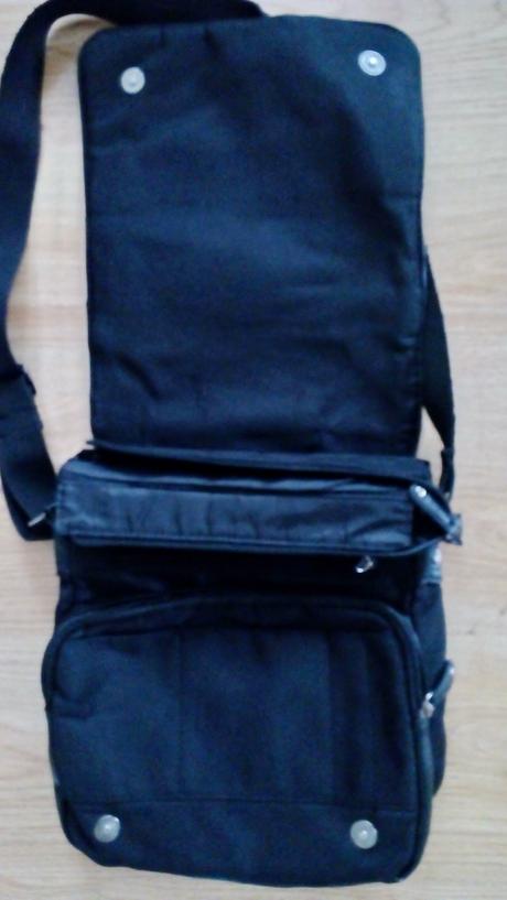 Tašky-kabelky                         4 kusy, 