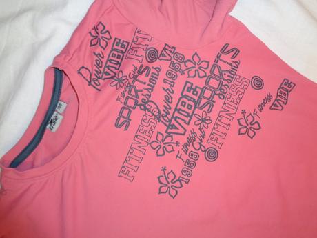 Pěkné funkční fitness tričko, 164