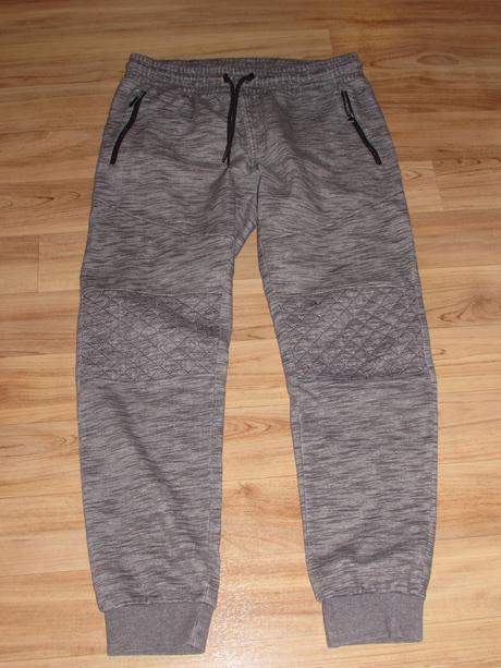 Tepláky, chapter young,170