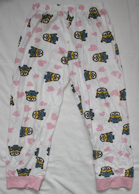 Ag123. pyžamové kalhoty s mimoněmi 5-6 let, young dimension,116