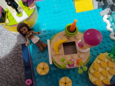 Lego 41374 friends - andrea a party u bazénu,