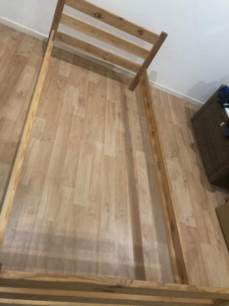 Patrová postel 90 x 200 cm masiv drevo, šířka (cm): 90,délka (cm): 200