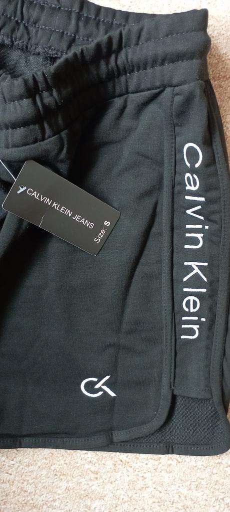 Šortky zn."calvin klein" vel."s", calvin klein,s