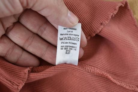 Tričko vel. 4 - 5 let, george,110