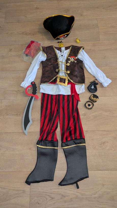 Ka496 karnevalový kostým pirát vel. 5 - 7 let, 