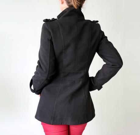 Krátký černý kabát - 70 procent vlna vel.s, s