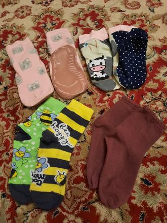 4x ponožky 23-26, 23