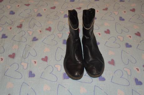 38 černé kozačky, polokozačky se zlatými zipy, 38