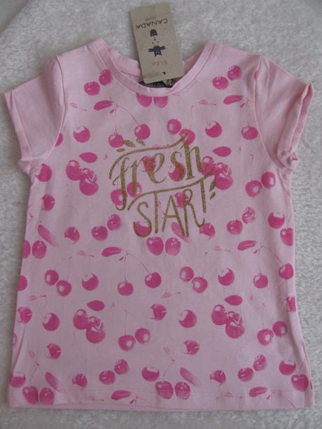 Krásné růžové tričko s třešněmi a zlatým nápisem, house,104