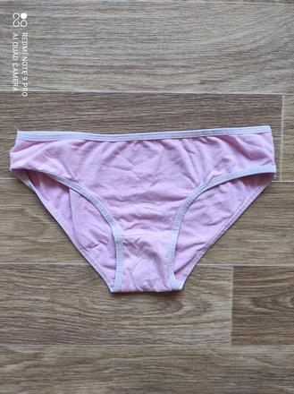 Spodní kalhotky, 146