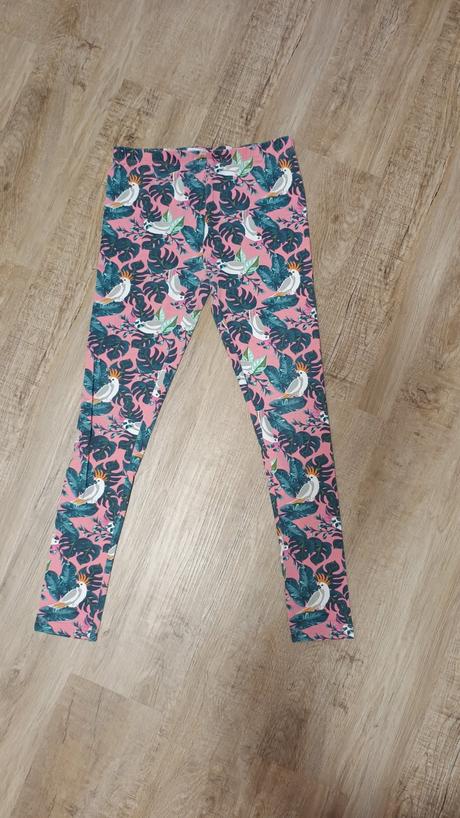 Legíny vel. 152, reserved,152