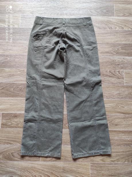 Široké kalhoty, 36