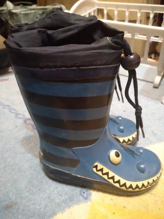 Klučičí gumáky krokodýl vel. 24, vnit.stélka 15.5, 24