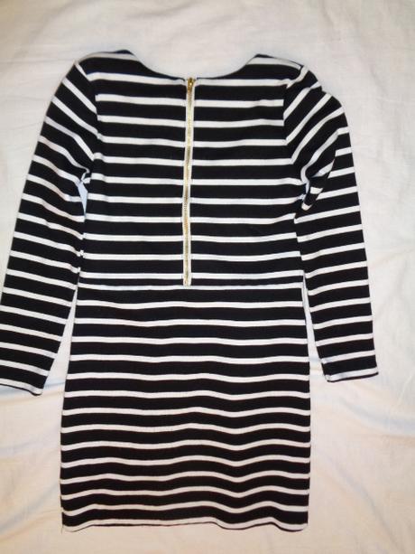 Krásné černobílé pruhované šaty - silnější 6-8 let, h&m,122
