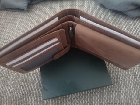 Kožená pánská peněženka s čivavou,